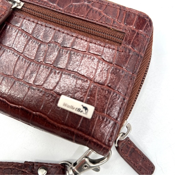 WALLETBE Woman's Croco Embossed Leather Wallet Card Holder Wristlet - Picture 2 of 10